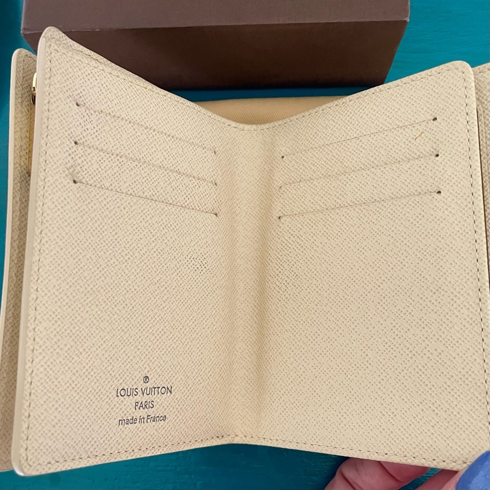 Louis Vuitton PF Joey Damier Azur Compact Wallet N60030 - Picture 4 of 12